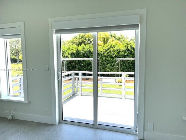 Building Photo - 7720 SW 147th Terrace