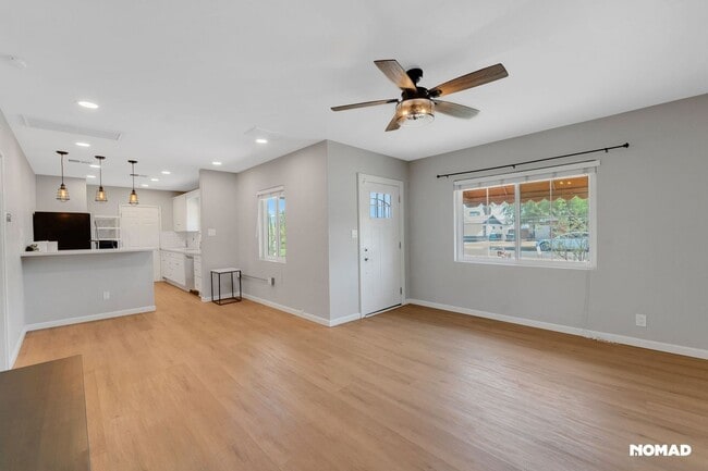 Building Photo - Charming 2BR House in Phoenix