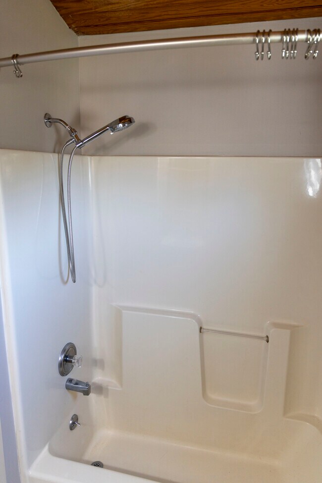 Building Photo - 10504 Pebblestone Cir