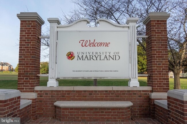 Building Photo - 6012 Westchester Dr