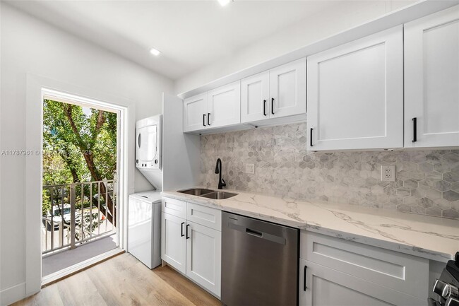 Building Photo - 2411 Biscayne Blvd