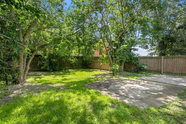 Building Photo - 315 1/2 Rio Hondo-