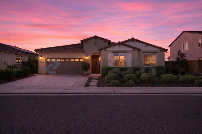 Building Photo - 1465 Blossom Way