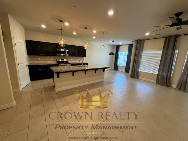 Building Photo - 1653 Brightside St