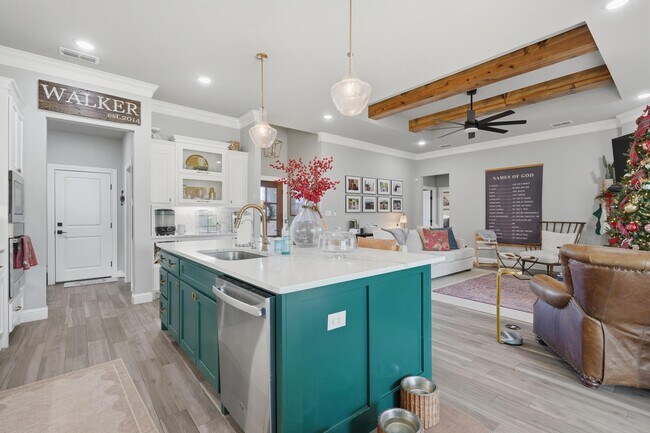 Building Photo - 143 Boeing Ln