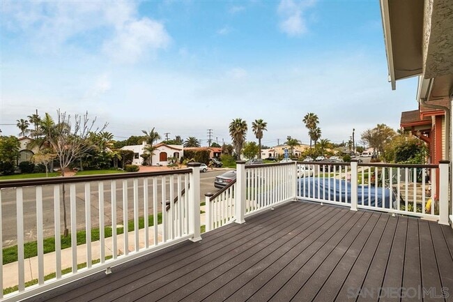 Building Photo - !!!CHARMING 4 BED 1 BATH HOME, DETACHED GA...