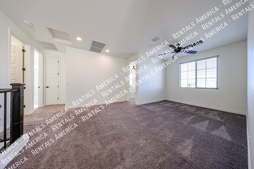 Building Photo - 22483 N 95th Dr