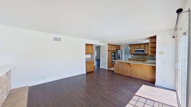 Building Photo - 24671 Paige Cir