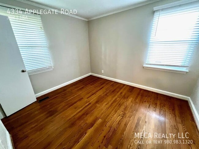 Building Photo - 4334 Applegate Rd