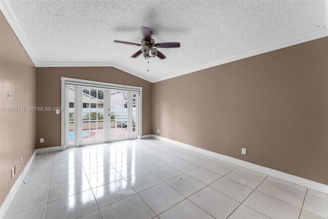 Building Photo - 15016 SW 139th Ave