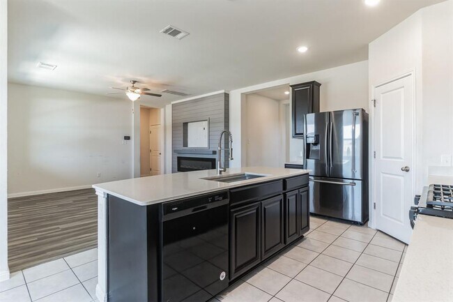 Building Photo - 13745 Fallsprings Way