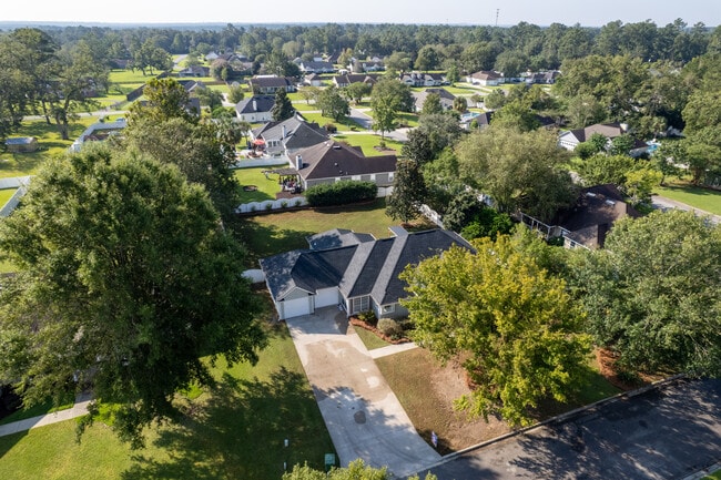 Building Photo - 4246 Netherfield Ln