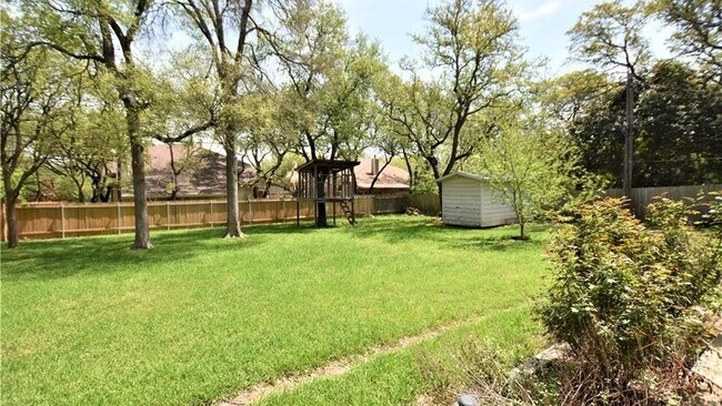 Building Photo - 13107 Stillforest St