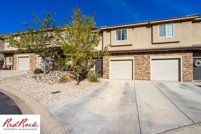 Building Photo - 3 Bedroom Townhome in Buena Vista Community
