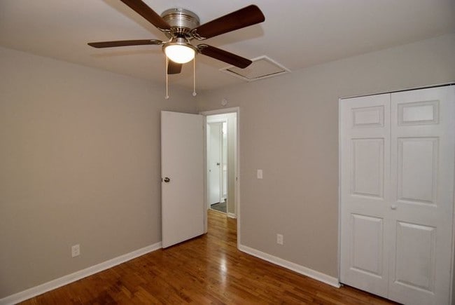 Building Photo - 1602 Apple Valley Dr