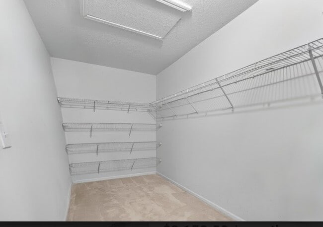 Building Photo - 112 Kildrummy Ct