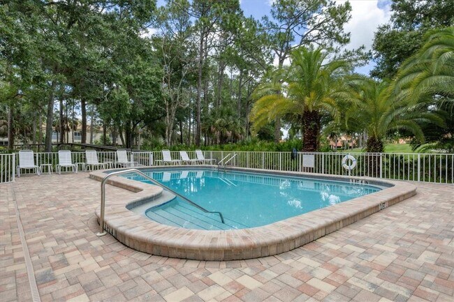 Building Photo - 4409 Longmeadow