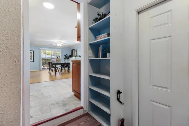 Building Photo - Charming 3 bed 1 bath home in Davis