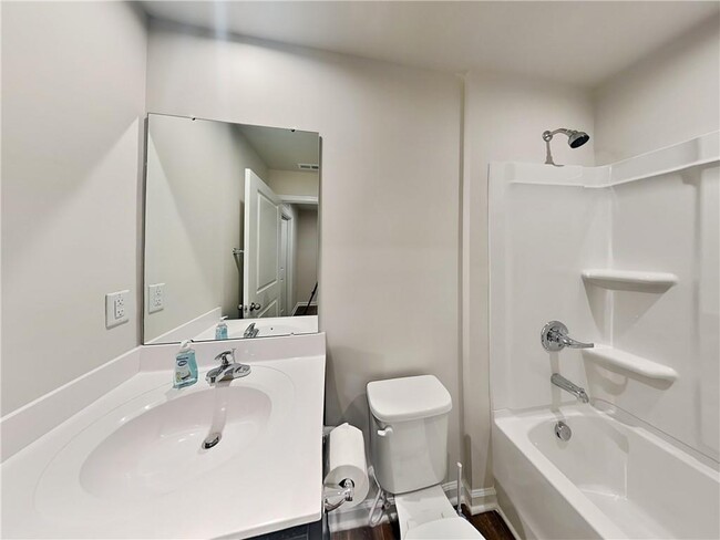 Building Photo - 9071 Celtic Dr