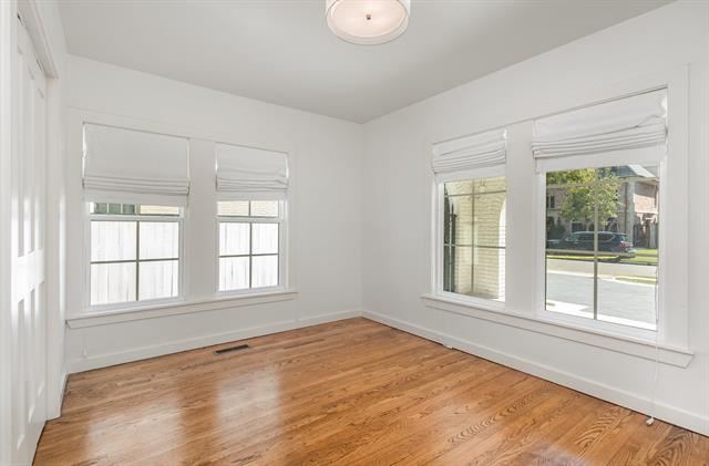 Building Photo - 4148 Normandy Ave