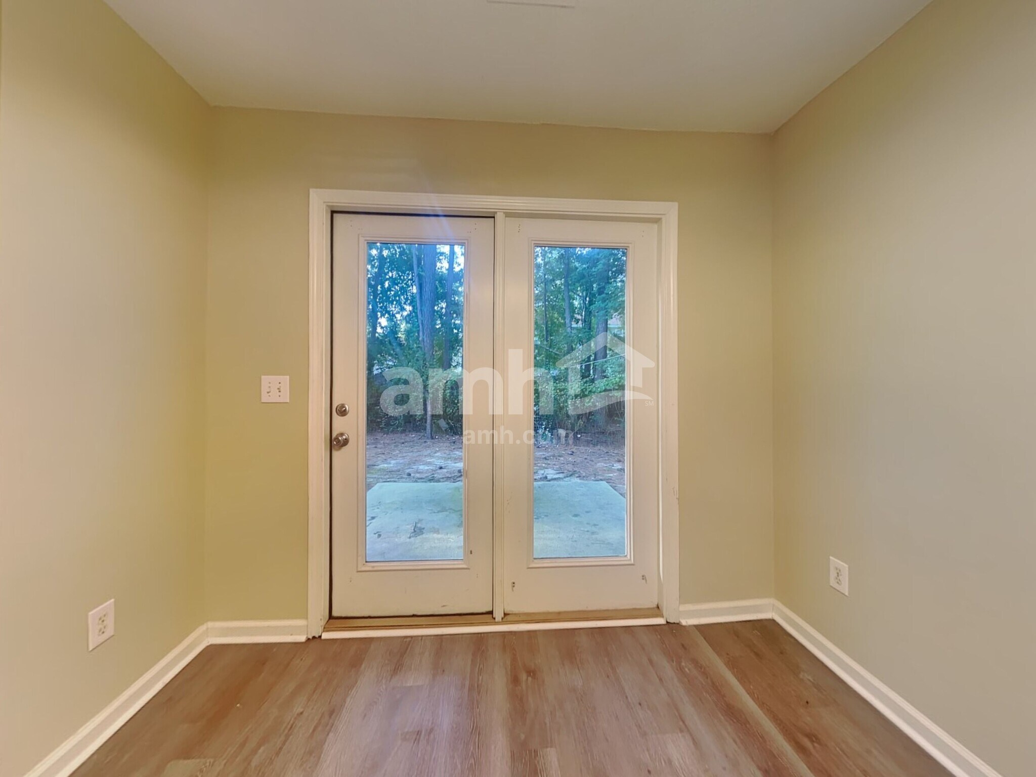 Building Photo - 224 Bainsbury Ln