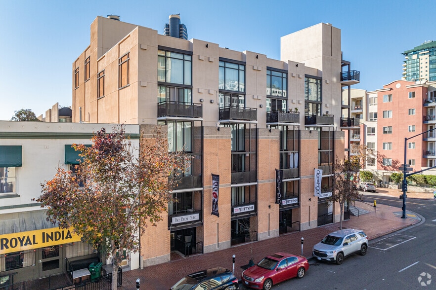 Primary Photo - Cornerstone Lofts