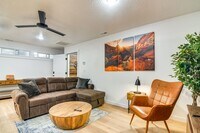 Building Photo - FC A4