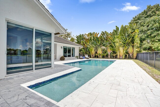Building Photo - 4130 Georges Way