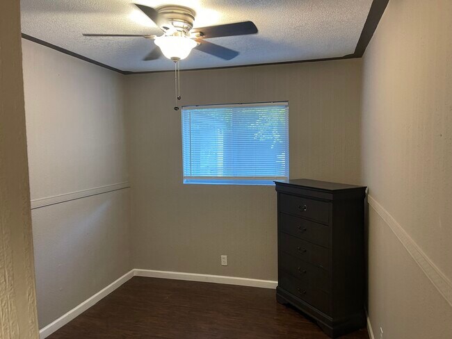 Building Photo - 4539 Guadalajara Dr