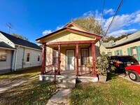 Building Photo - Three Bedroom Home in Southeast Grand Rapids