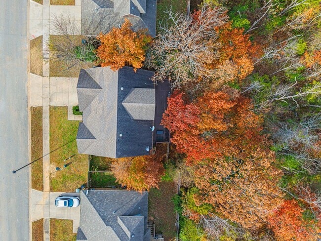 Building Photo - Charming 3-Bed Home in Fayetteville