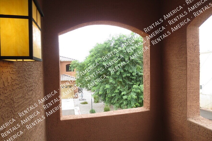 Building Photo - 16245 N 30th Pl