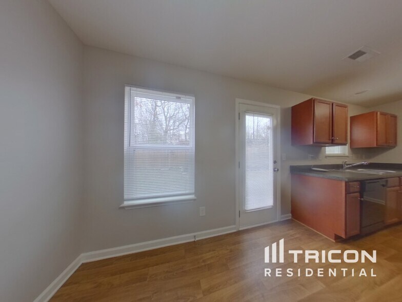Building Photo - 6432 Pennacook Dr