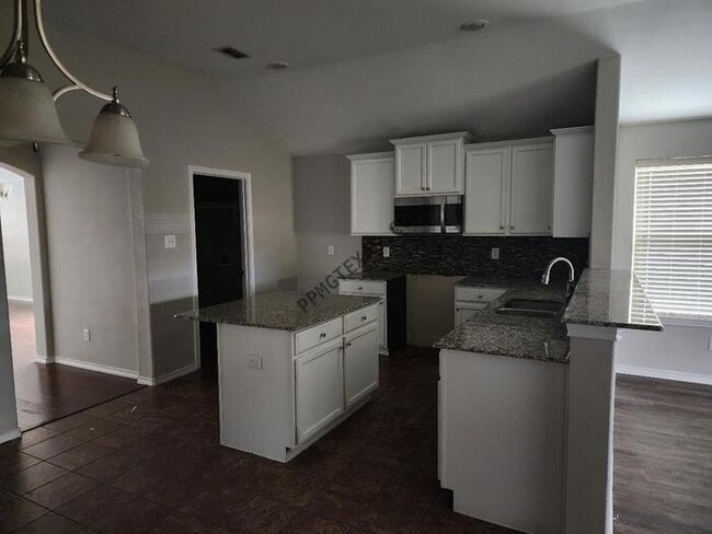 Building Photo - 12112 Castleford Way