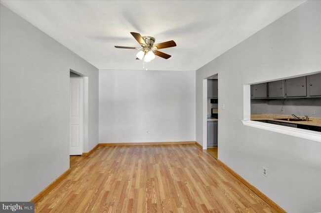 Building Photo - 2900 State Hill Rd