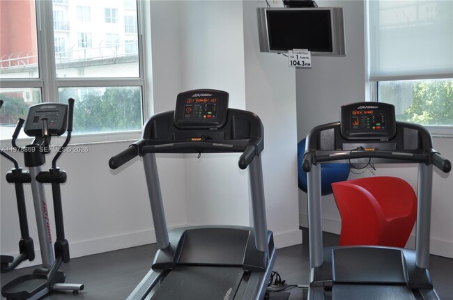 Building Photo - 234 NE 3rd St