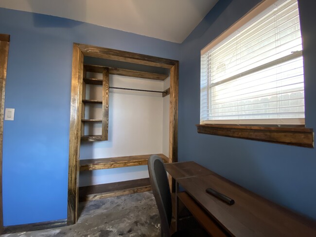 Bedroom 4 Custom Wood Closet - 1406 E Boyd St