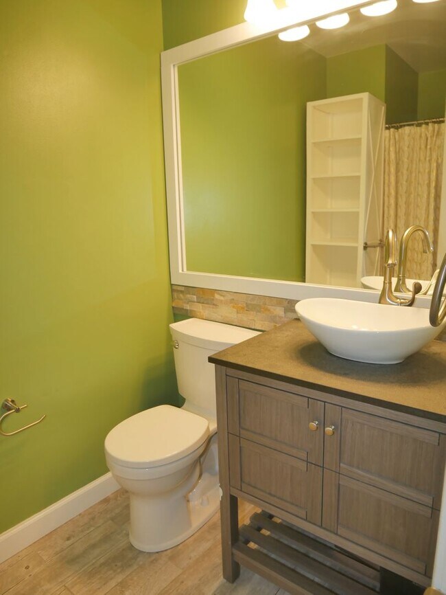 Building Photo - ***Bright and Beautifully Appointed 3BED/3BATH Townhome in Vienna for Rent ***