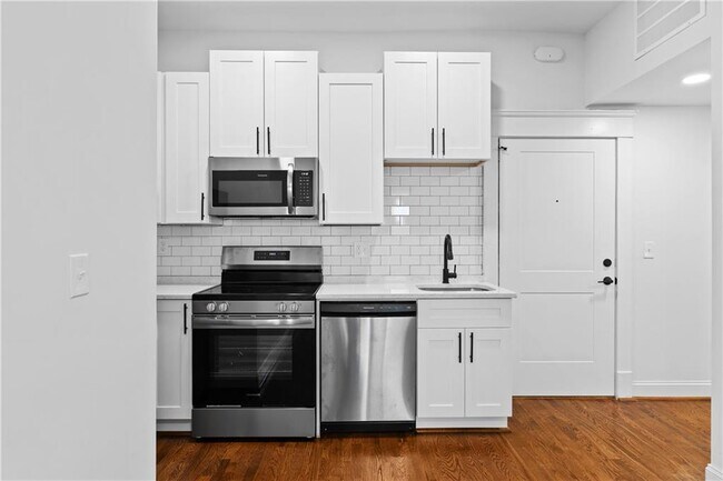 Building Photo - 360 Ponce De Leon Ave NE