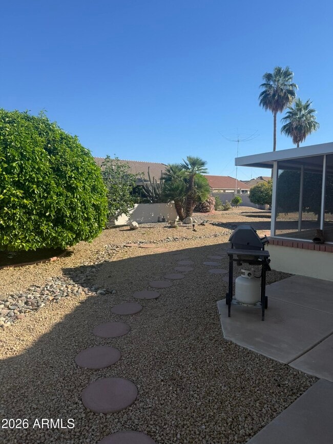 Building Photo - 14518 W Heritage Dr
