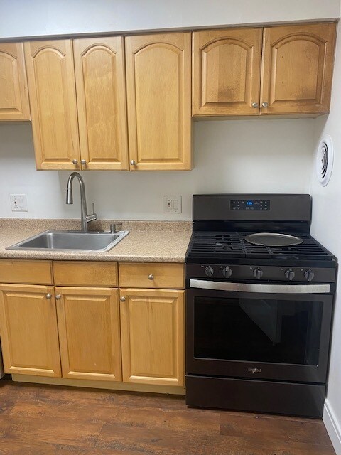 Building Photo - 307 Ridge Rd