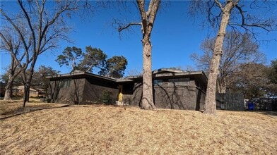 Building Photo - Charming 3-Bedroom Haven with 2 Baths and Spacious 1900 sq ft Layout in Waco!