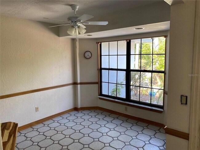 Building Photo - 9191 Gewant Blvd