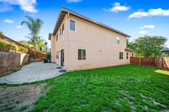Building Photo - 44704 Mumm St