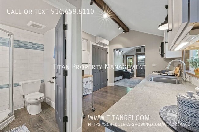 Building Photo - 375 CA-49