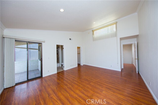 Building Photo - 11834 Gilmore St