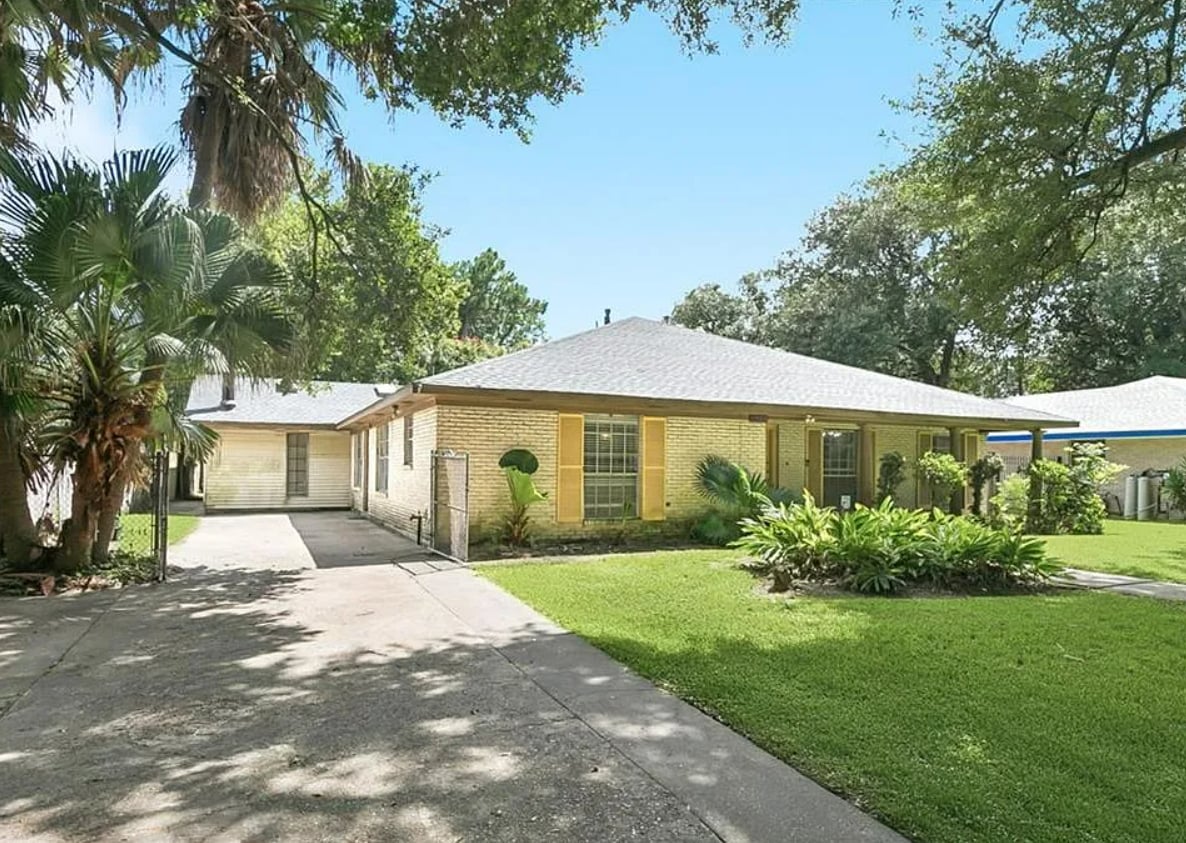 Building Photo - 5933 Dover Pl