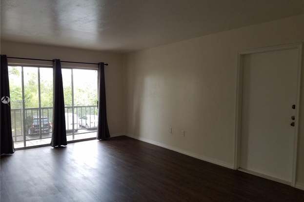Building Photo - 7851 Miller Dr