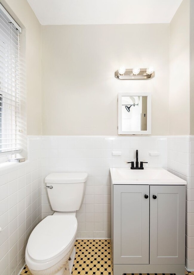 Building Photo - 6601 Devonshire Ave