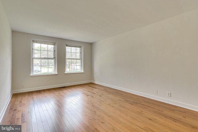 Building Photo - 4271 35th St S